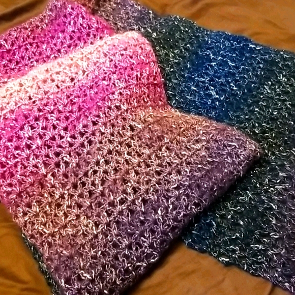 Accessories - Handmade crochet scarf
